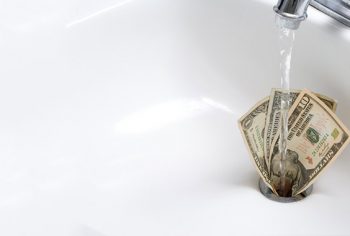 Tipos de problemas mais comuns no encanamento que podem prejudicar o seu bolso