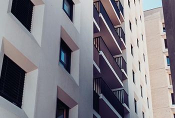 Como renovar fachadas e pisos com o Hidrojateamento