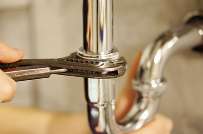 O que é bom para desentupir a pia?