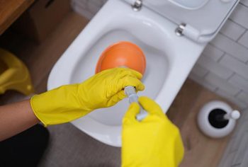 Quanto custa desentupir a privada?