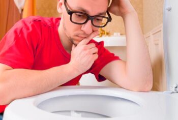 Como usar soda cáustica para desentupir o vaso sanitário?