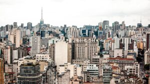 Principais causas de entupimento em imóveis antigos no centro de São Paulo