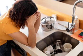 Como Evitar Entupimentos Frequentes na Cozinha