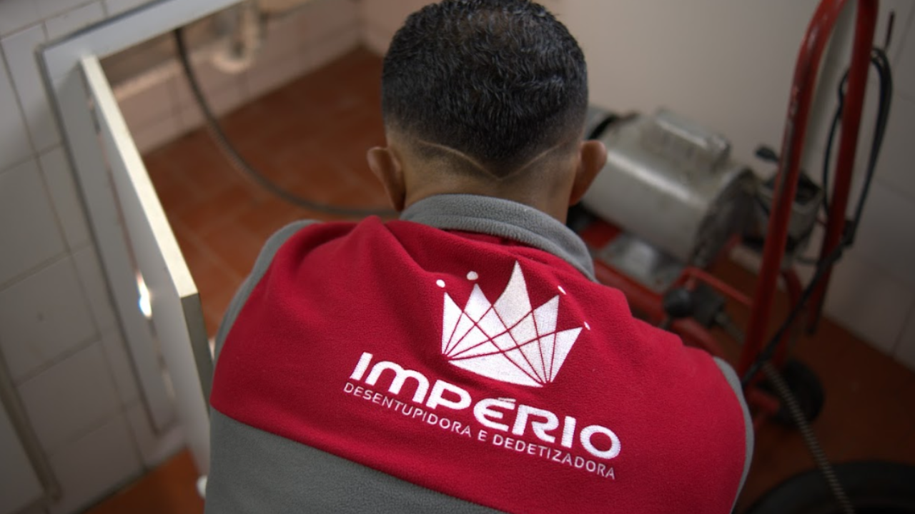 Desentupidora 24 Horas em Pinheiros: Agilidade e Solução Imediata para Inundação Residencial e Comercial