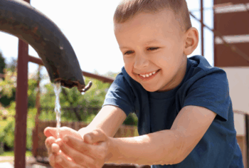 Limpeza de Caixa D'Água em Escolas e Creches (Zona Leste de SP): O Laudo de Potabilidade é Inegociável
