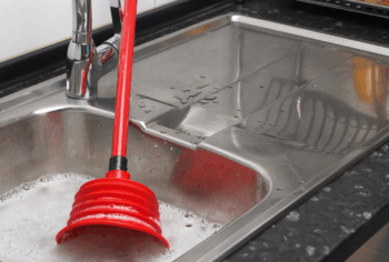 Limpeza de Caixa de Gordura pós-Festas Elimine o Mau Cheiro e Obstruções no ABC, SP e Campinas