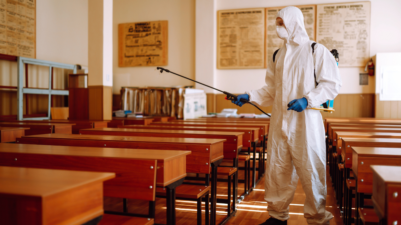 Controle de Pragas em Escolas e Universidades