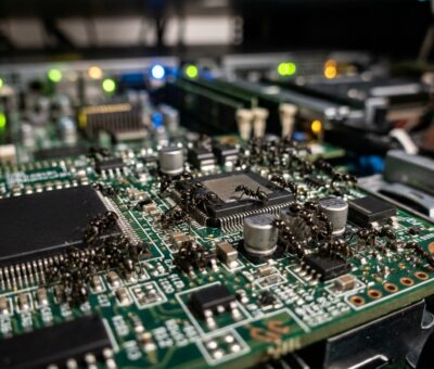 Formigas em Equipamentos de TI: O Perigo Invisível para Servidores e Computadores